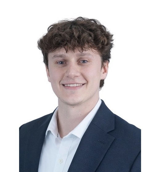 Nathan Sayers' headshot
